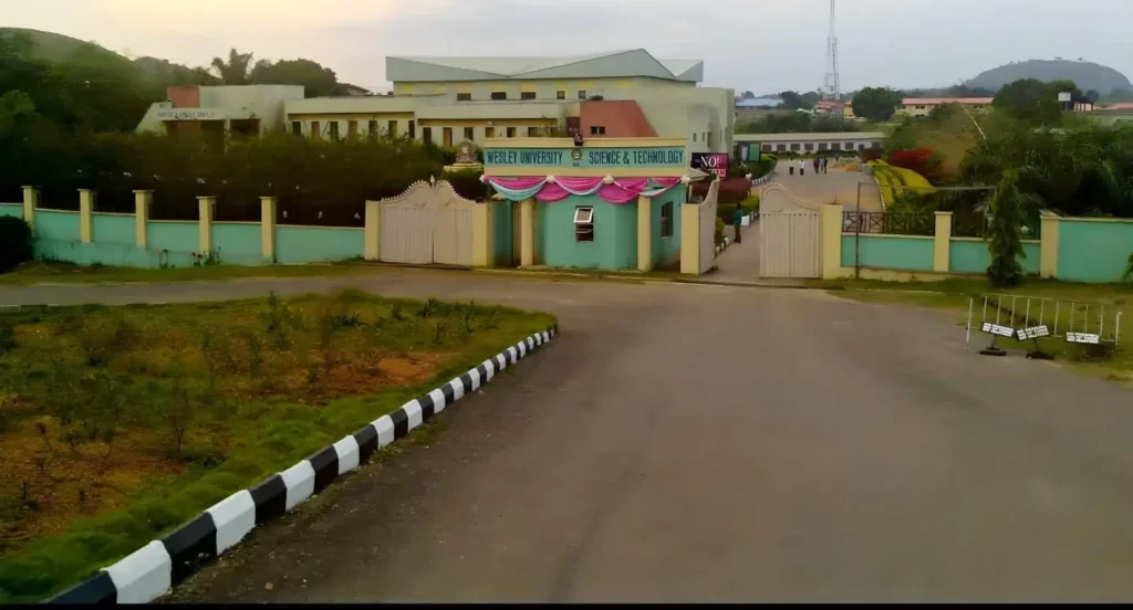 Wesley University , WUO