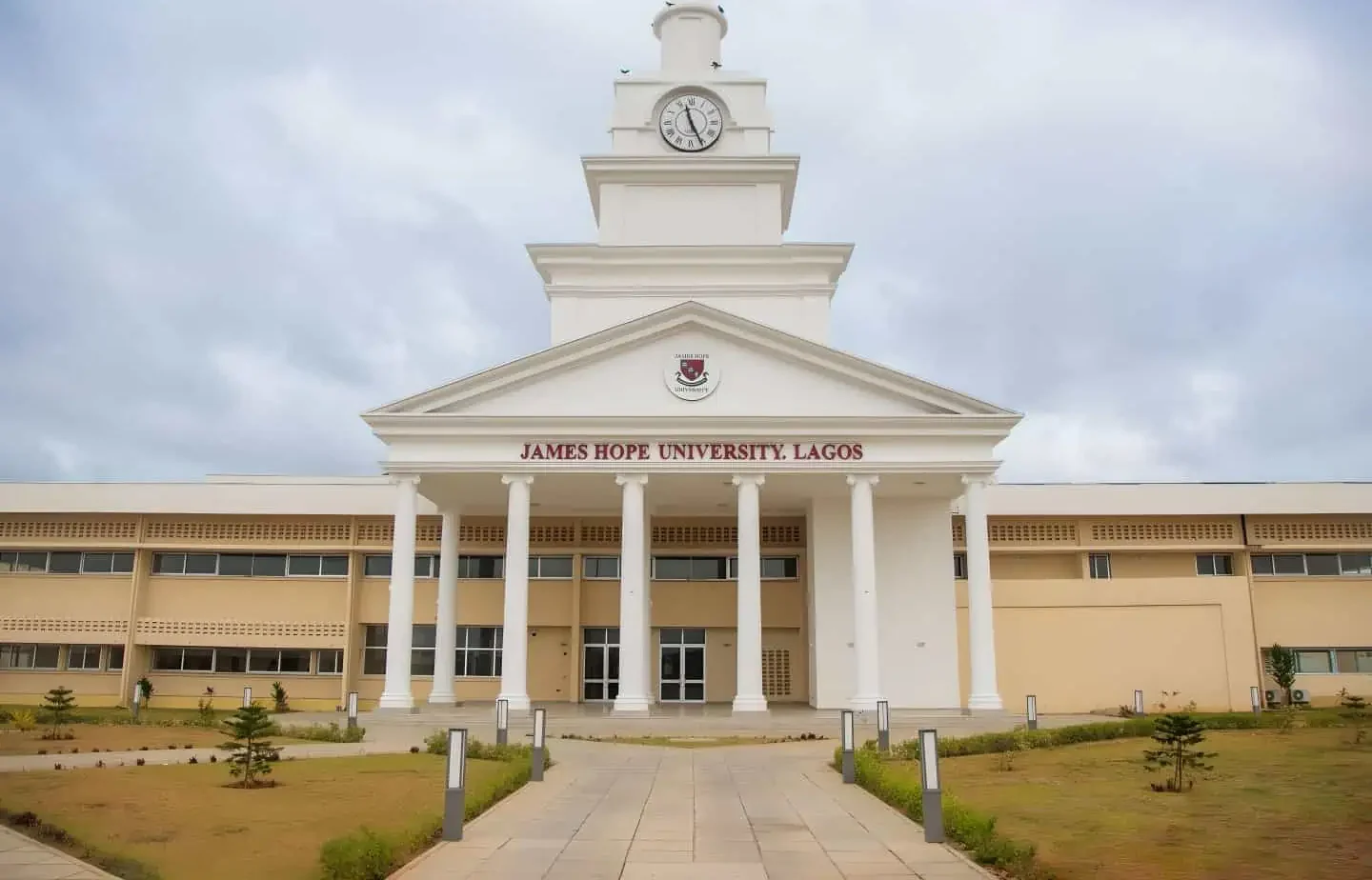 James Hope University (JHU)